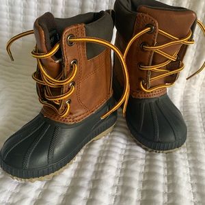 Gap Baby Duck Boots Size 5/6